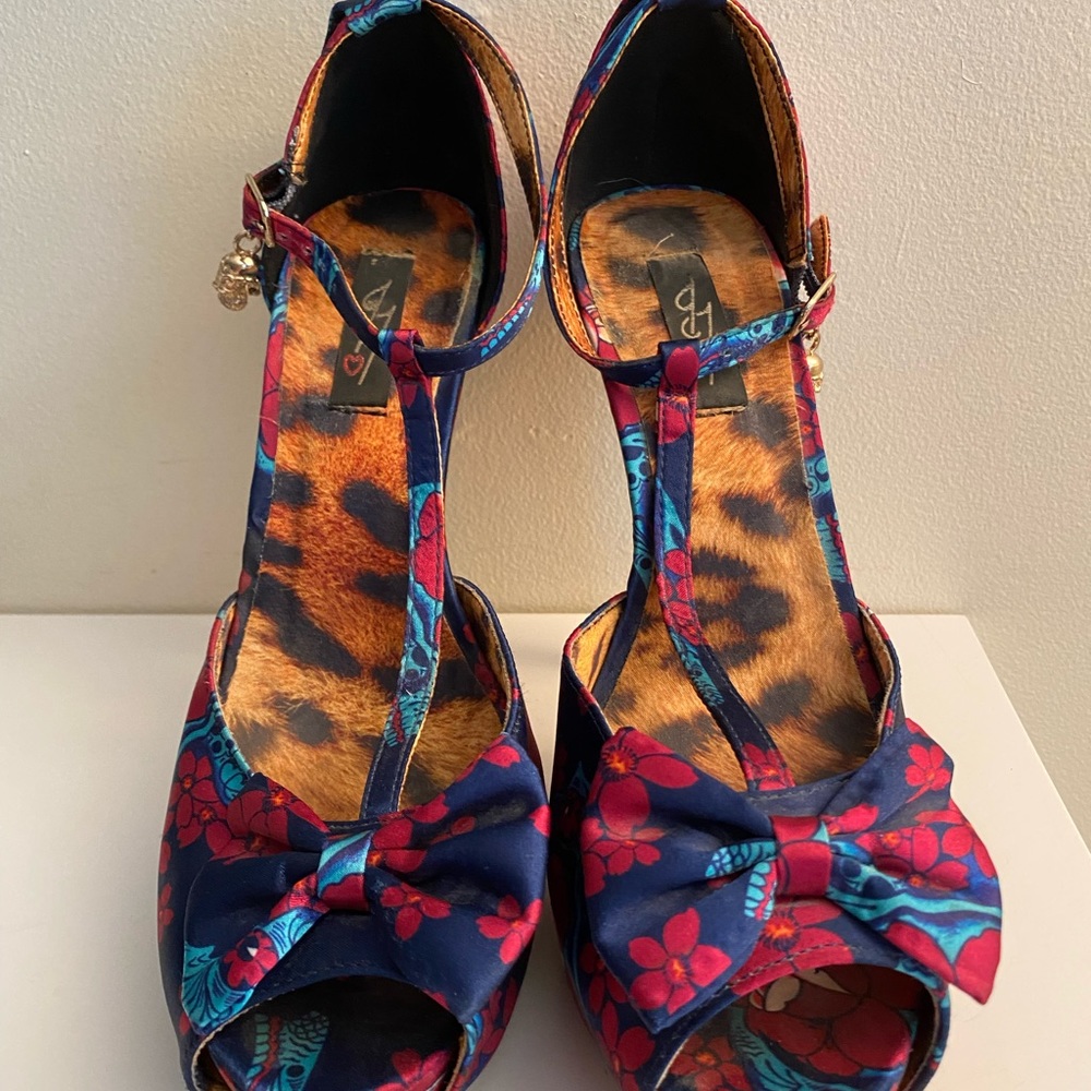 Iron Fist Skull & Flowers heels - Picture 3 of 16